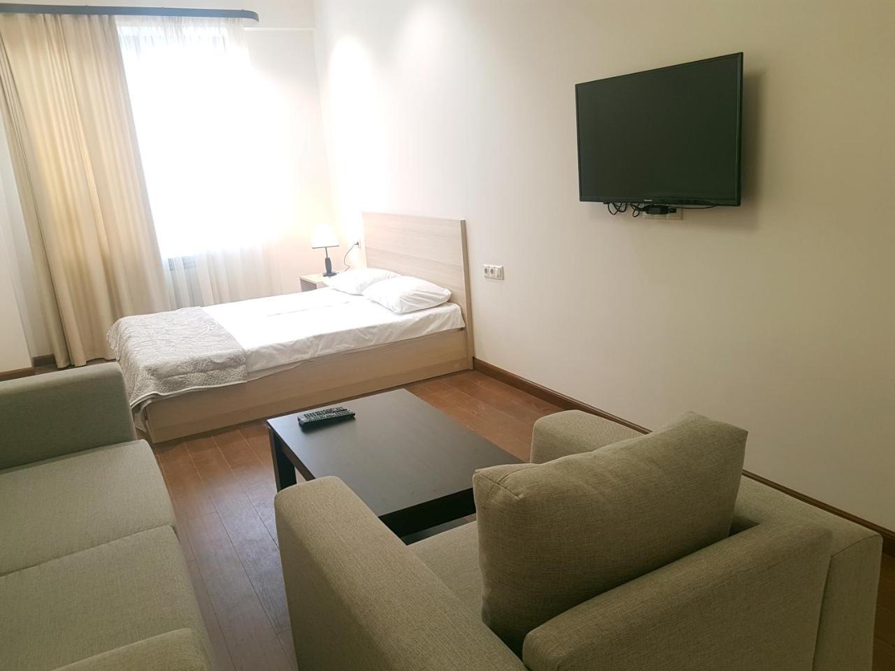 M&N Apartments Yerevan Exterior photo